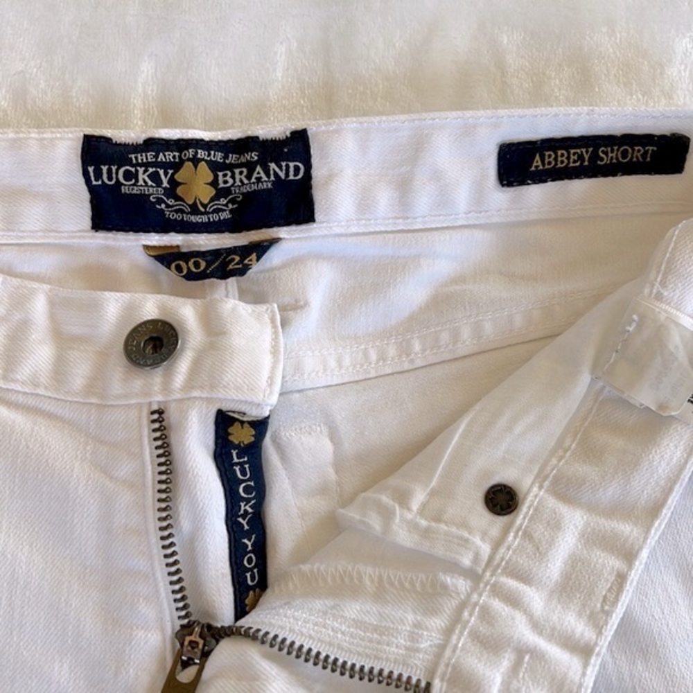 LUCKY BRAND ABBEY SHORTS - Picture 2 of 14